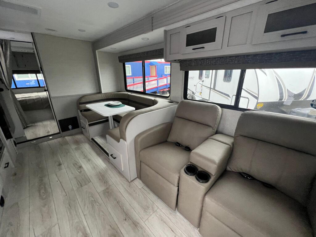 2025 Coachmen Freelander 31MB