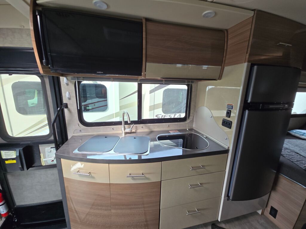 2015 Winnebago View 24J