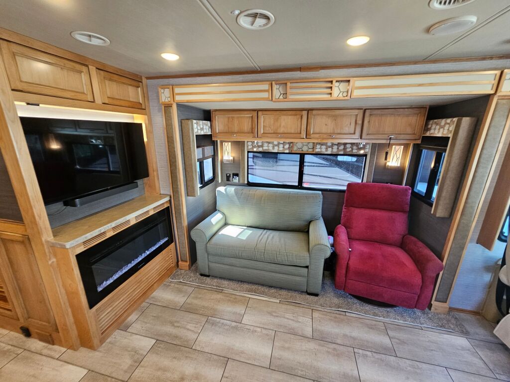 2021 TIFFIN MOTORHOMES ALLEGRO 34PA