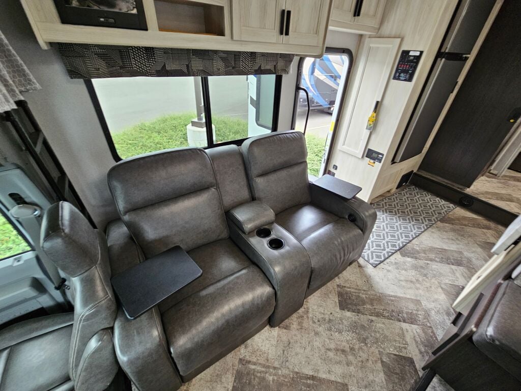 2021 Forest River Sunseeker 3050S