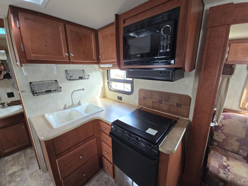 2015 Northwood Nash 24M