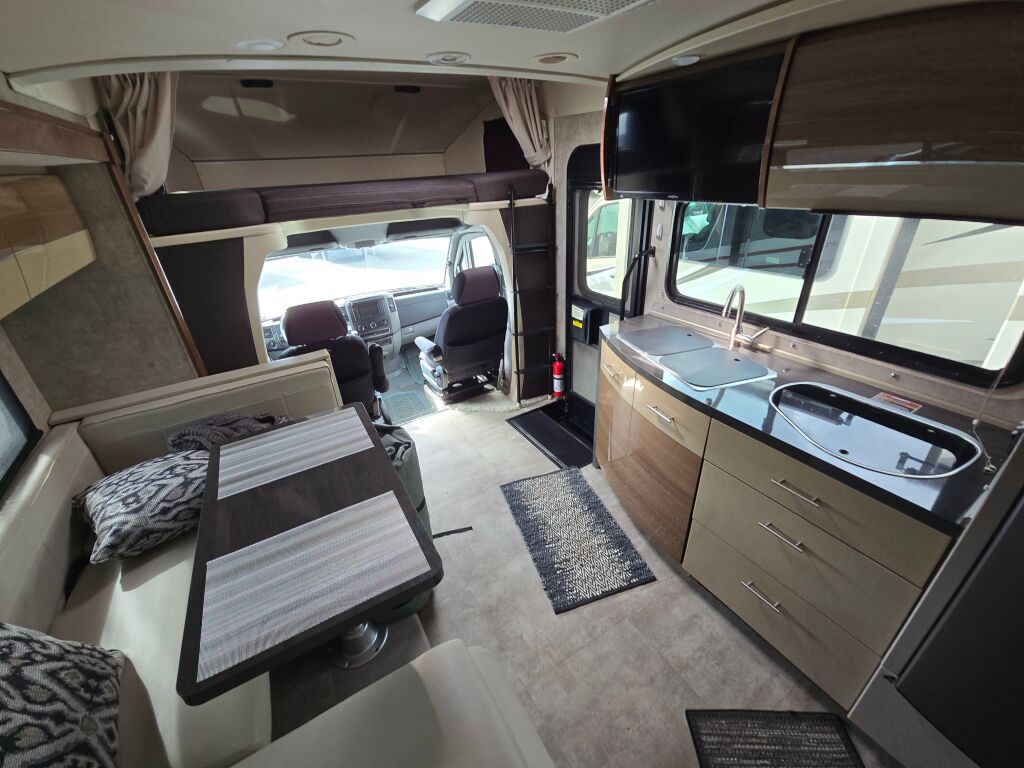 2015 Winnebago View 24J