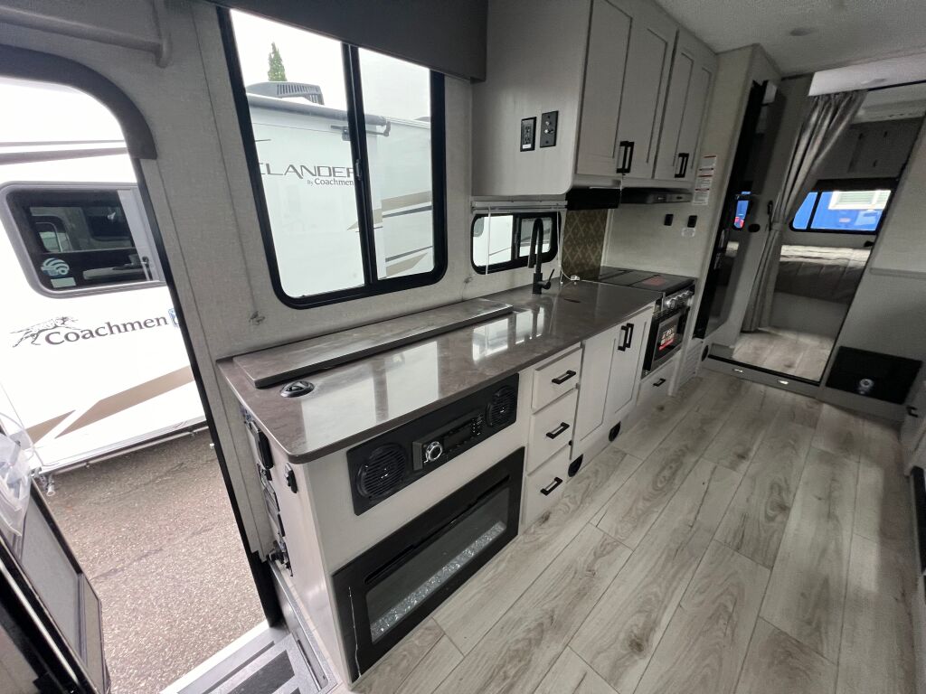 2025 Coachmen Freelander 31MB