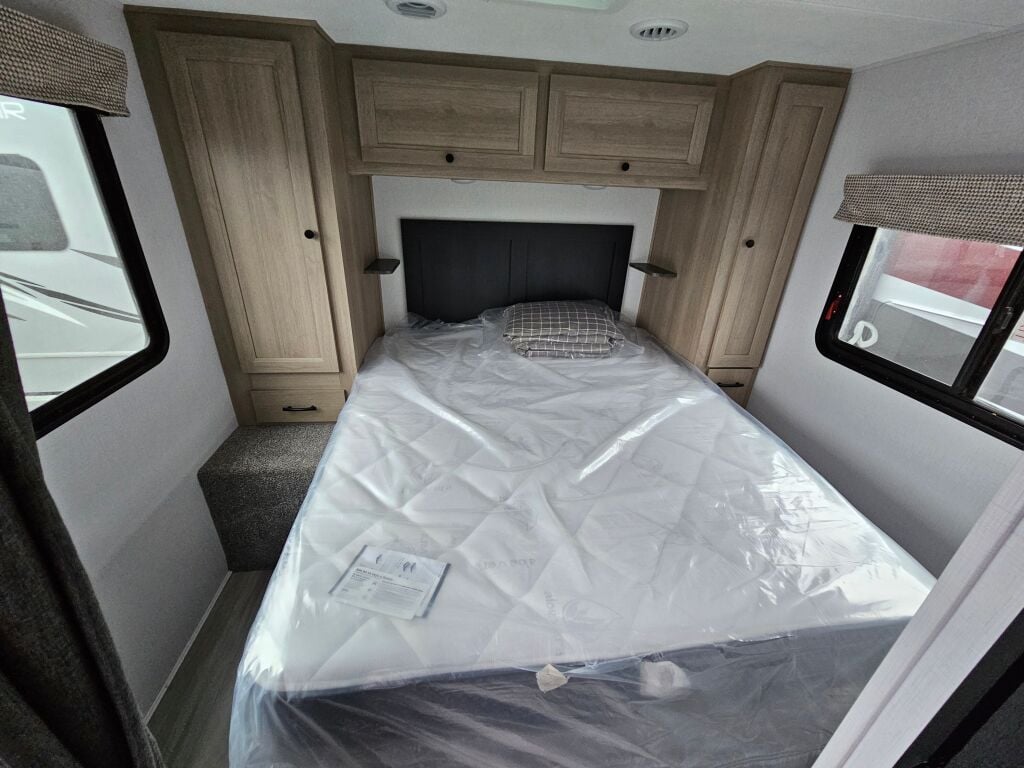 2025 Forest River Sunseeker 2850SLE