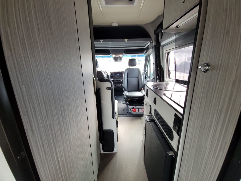 2020 Winnebago Revel 44E