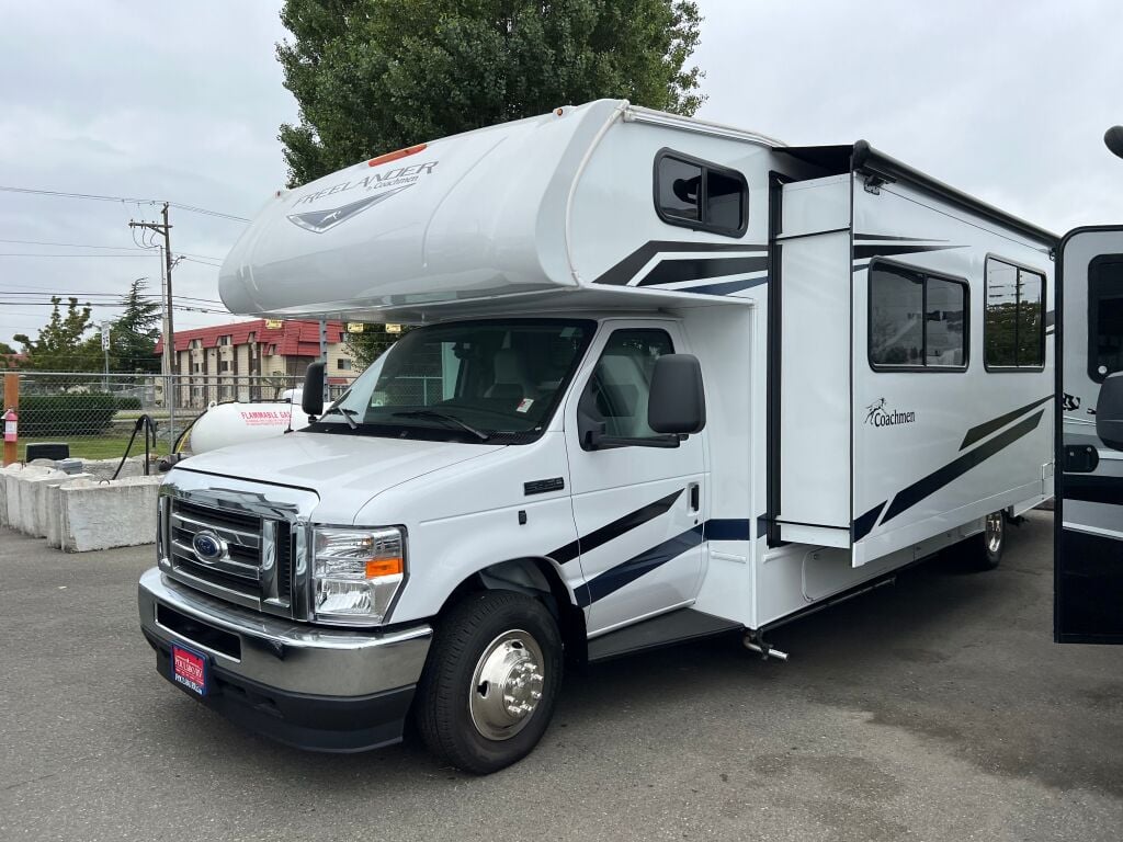 2023 Coachmen Freelander 31MB