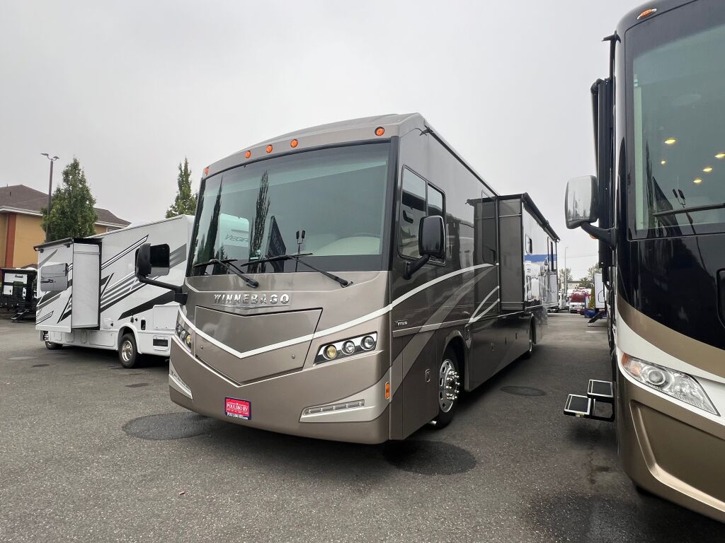 2017 Winnebago Forza 36G