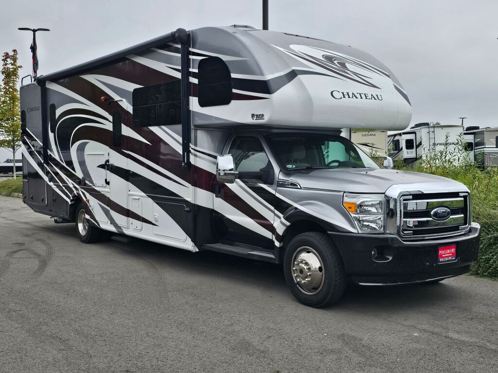 2016 Thor Motor Coach Chateau Super C 35SB