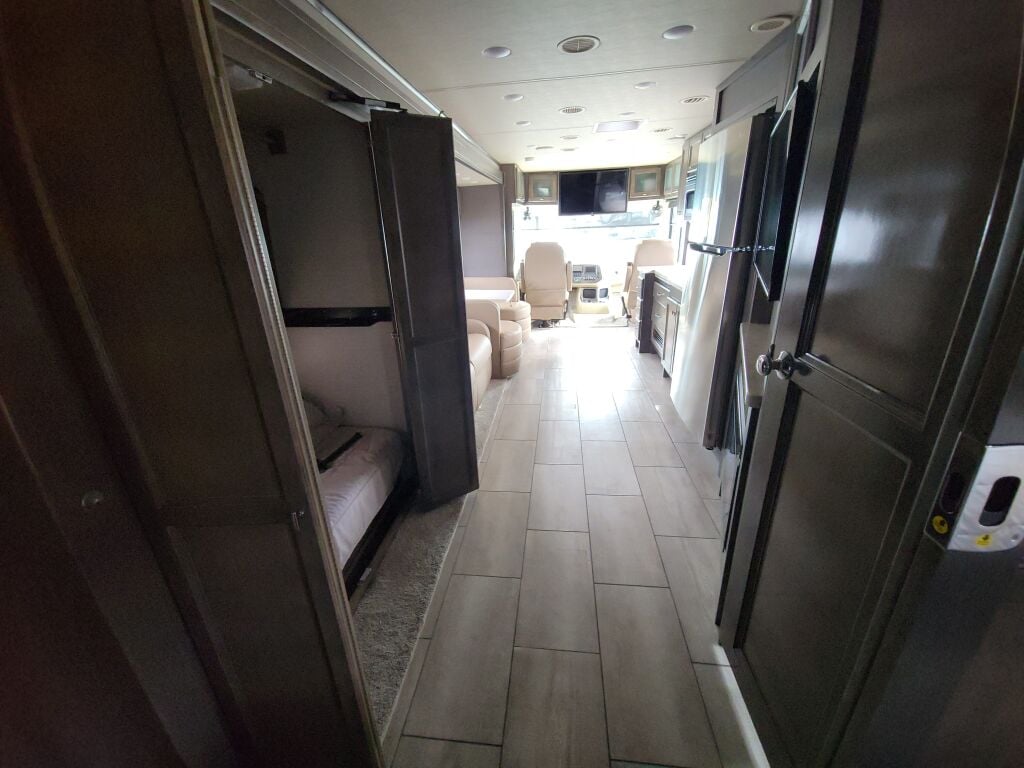 2022 Tiffin Motorhomes Open Road Allegro 36UA