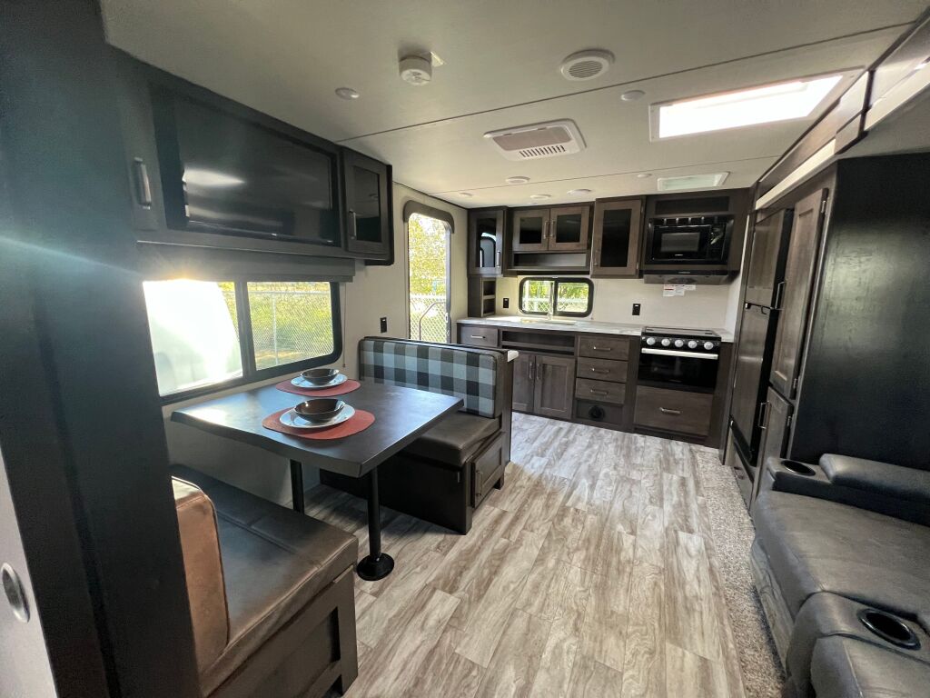 2022 Grand Design Transcend Xplor 231RK