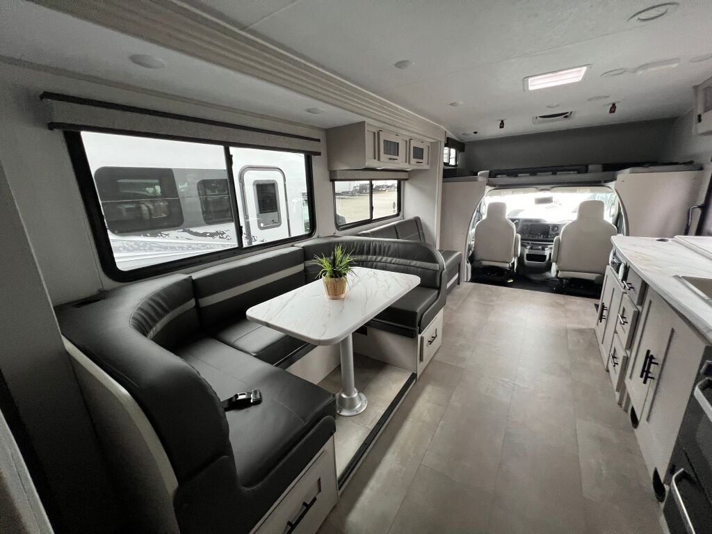 2023 Coachmen Freelander 31MB