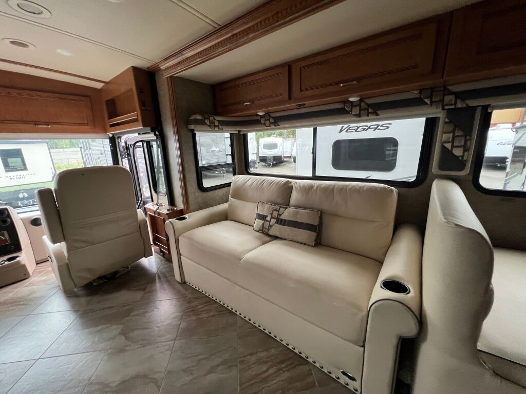 2017 Winnebago Forza 36G