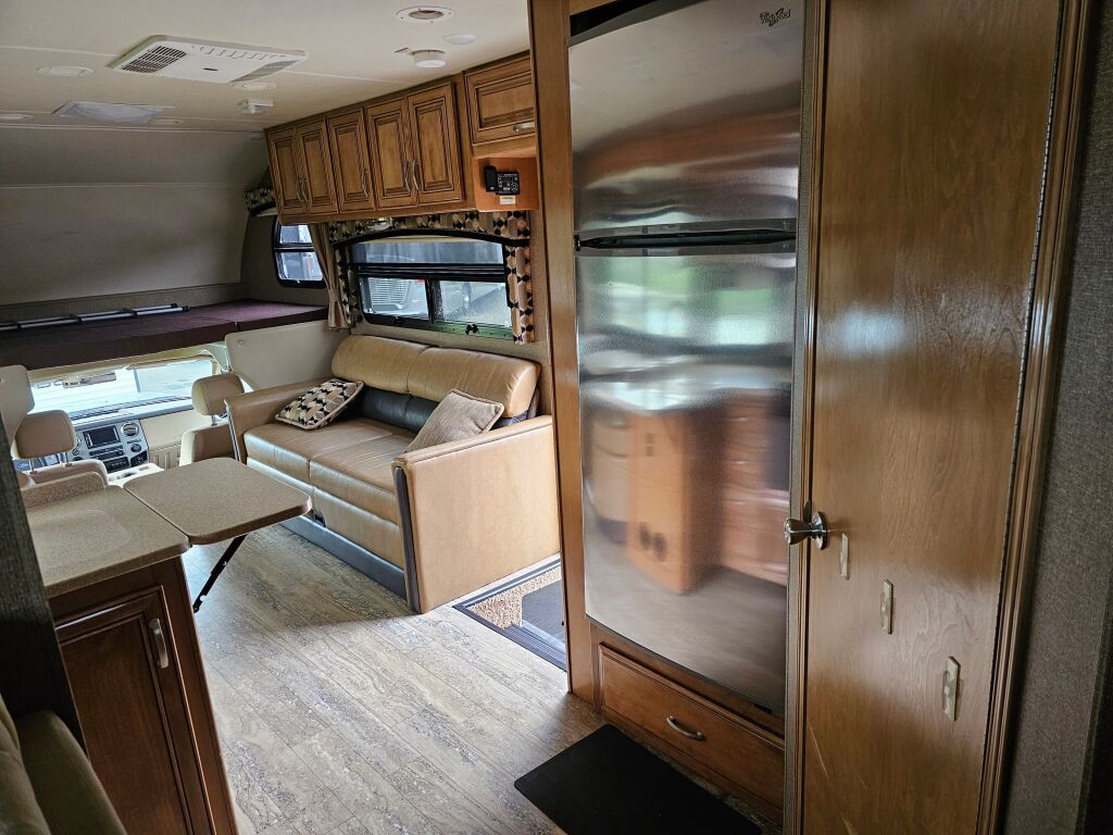 2016 Thor Motor Coach Chateau Super C 35SB