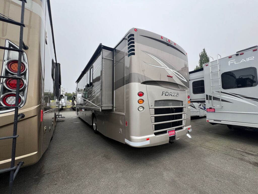 2017 Winnebago Forza 36G