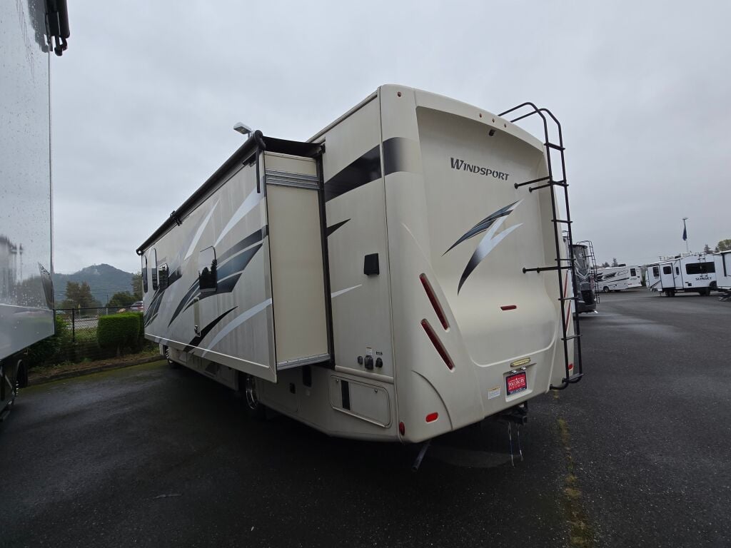 2020 Thor Motor Coach Windsport 33X