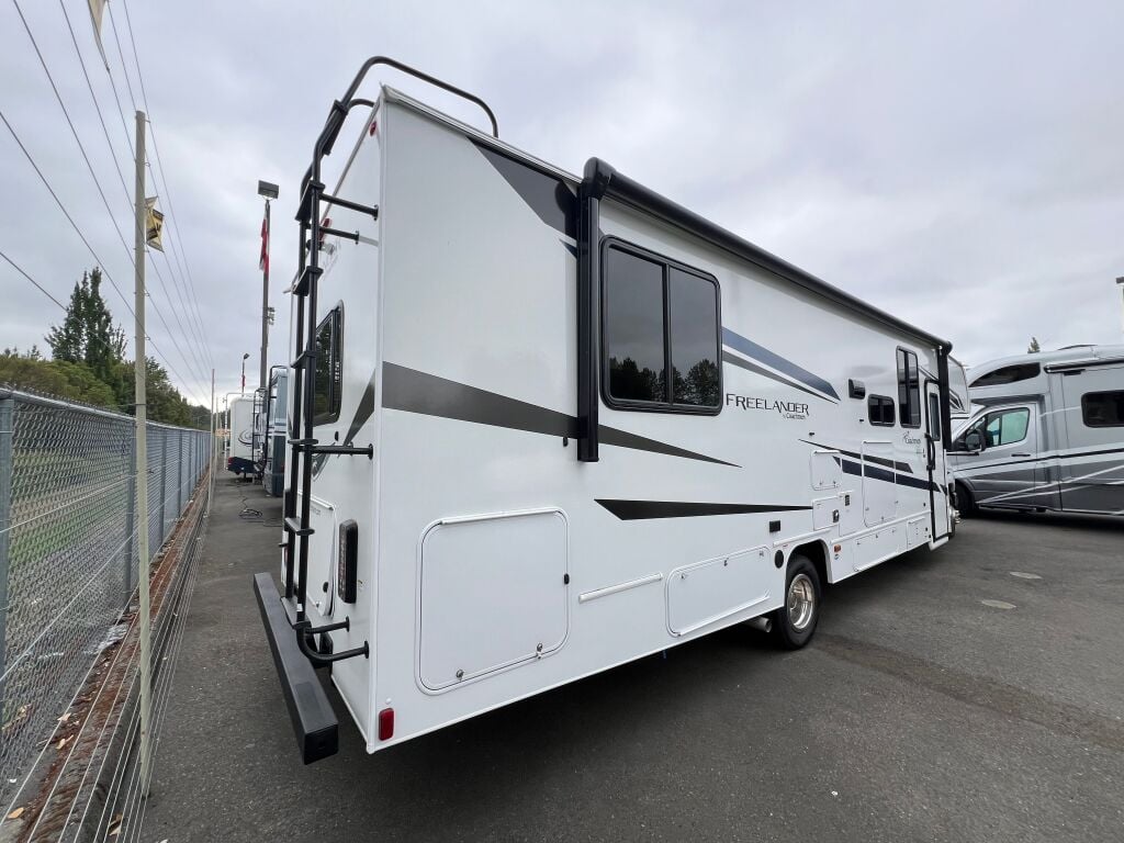 2023 Coachmen Freelander 31MB