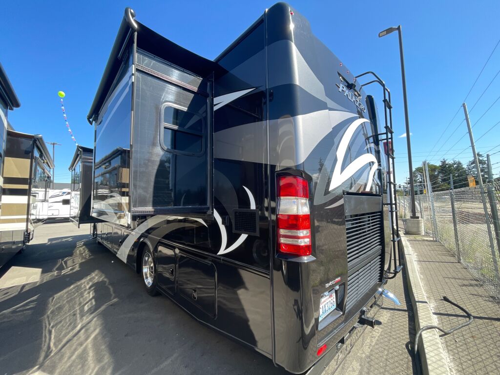 2020 Thor Motor Coach Palazzo 37.4