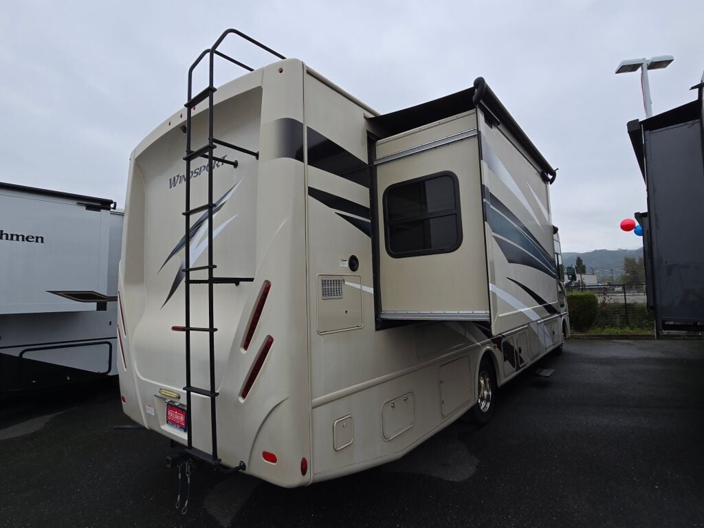 2020 Thor Motor Coach Windsport 33X