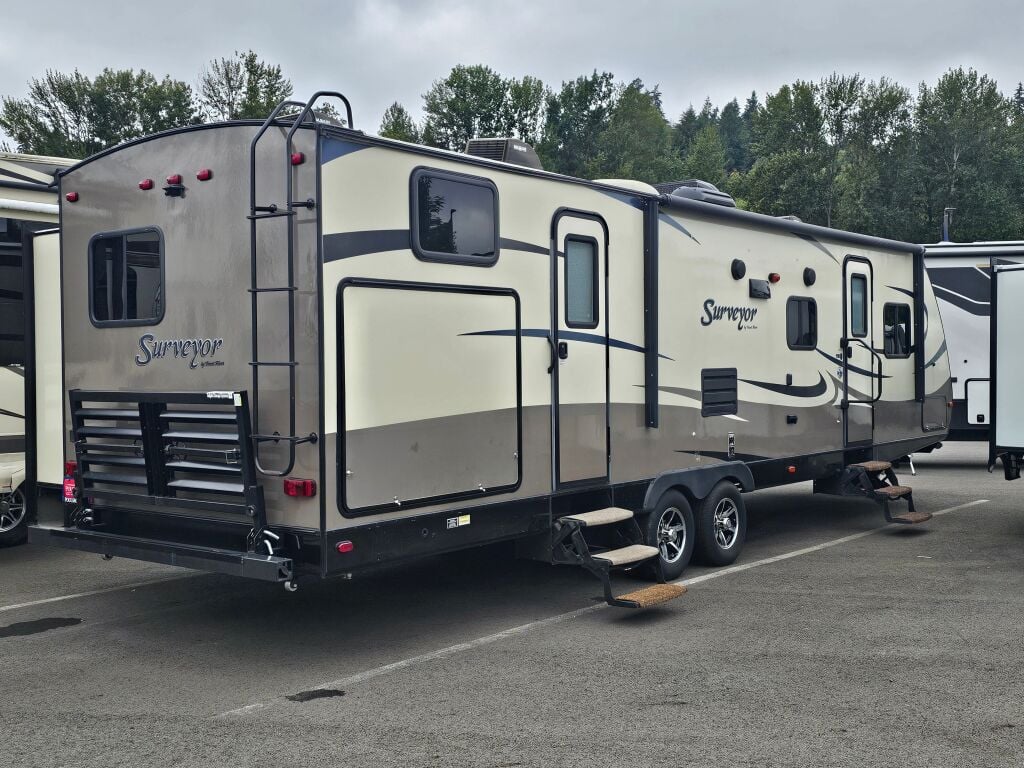 2016 Forest River Surveyor 32BHDS