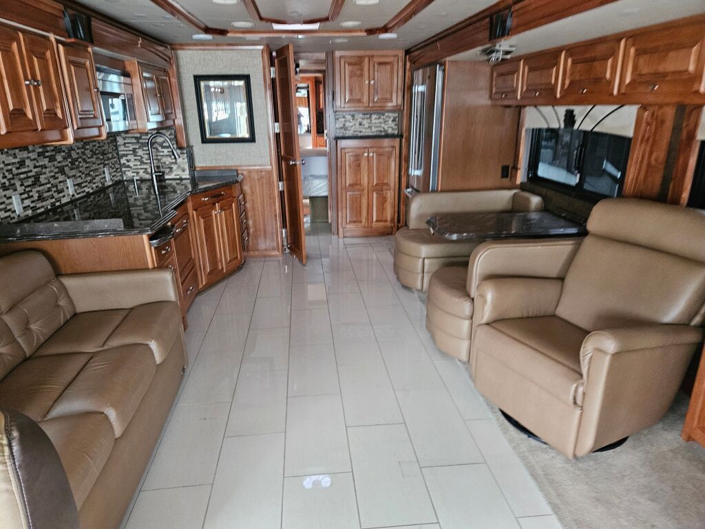 2015 Tiffin Motorhomes Phaeton 40QBH