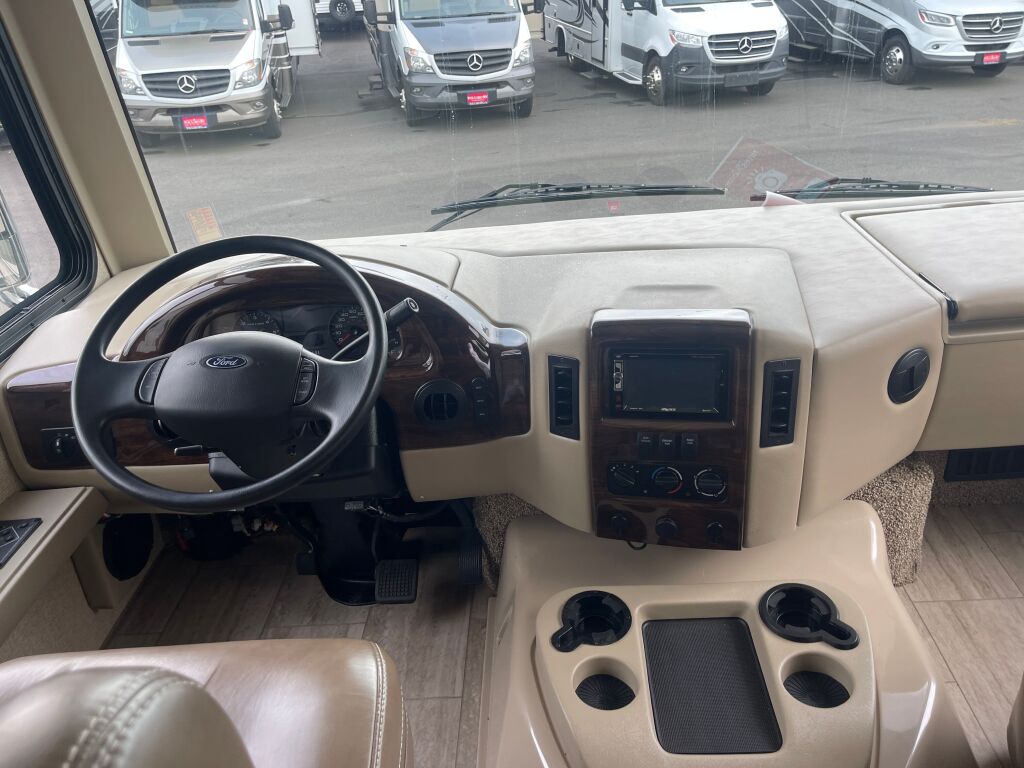 2018 Thor Motor Coach Freedom Traveler 30A