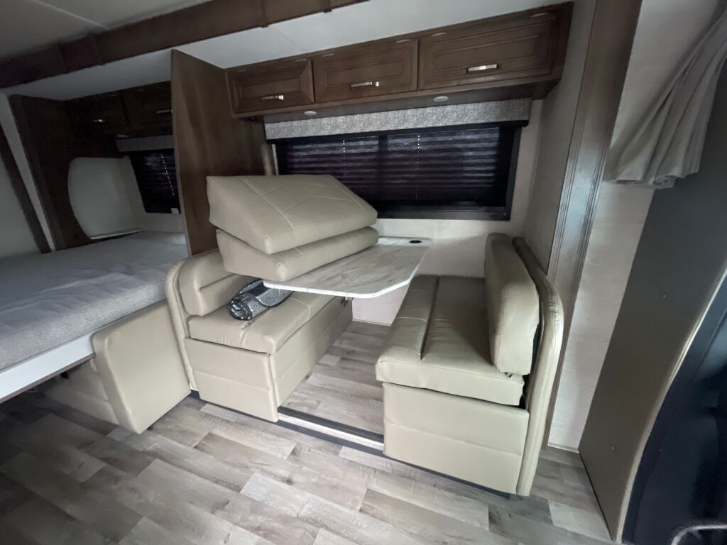 2022 Jayco Melbourne 24R