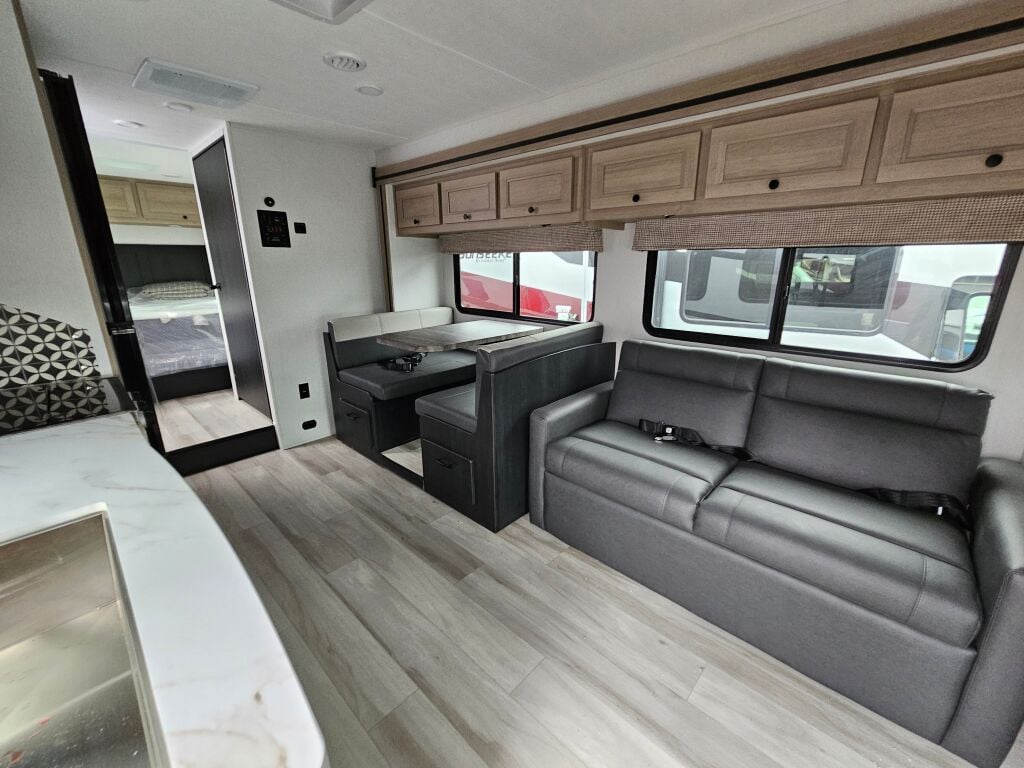 2025 Forest River Sunseeker 2850SLE