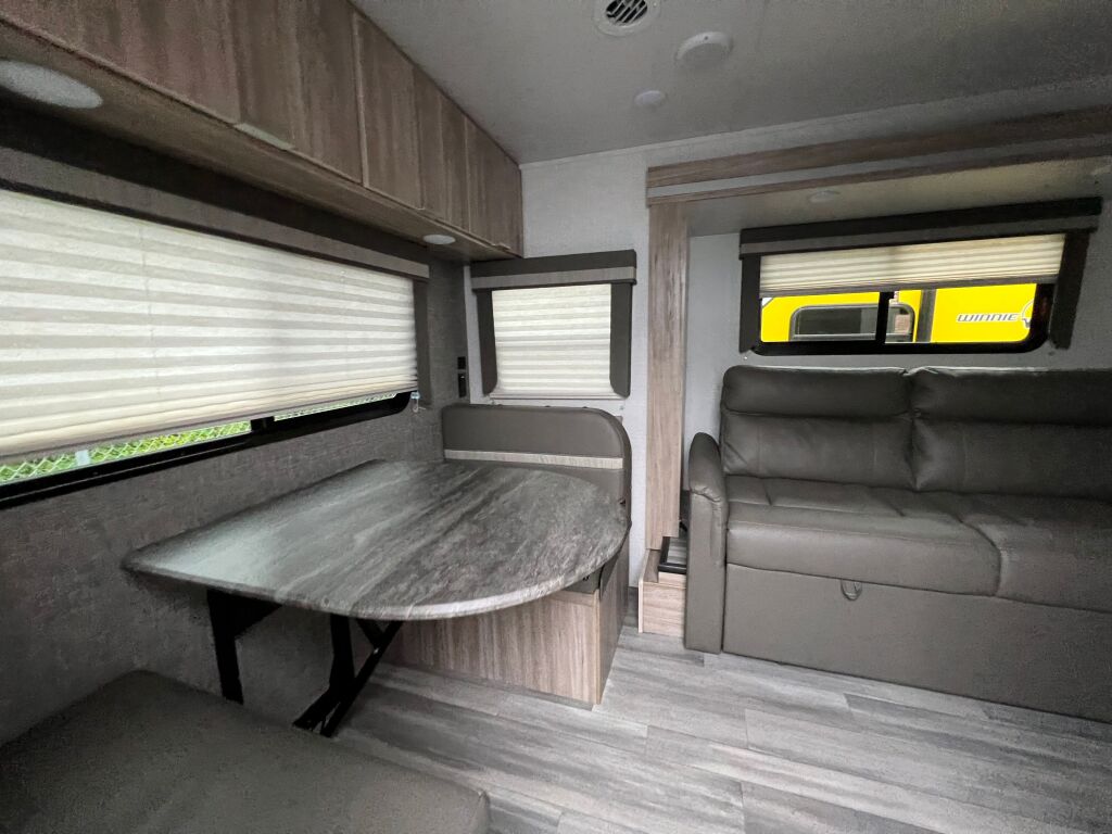 2021 Winnebago Micro Minnie 2225RL