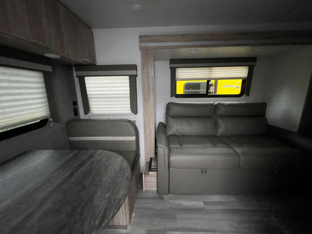 2021 Winnebago Micro Minnie 2225RL