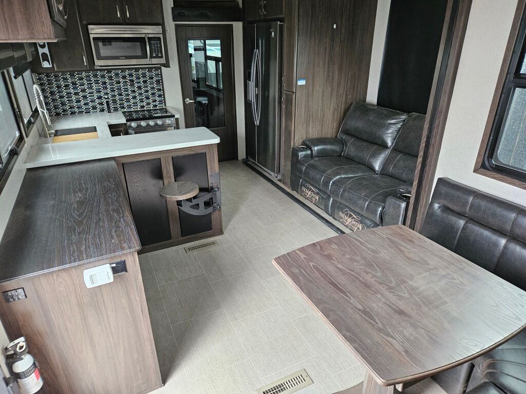 2020 Jayco Seismic 4125