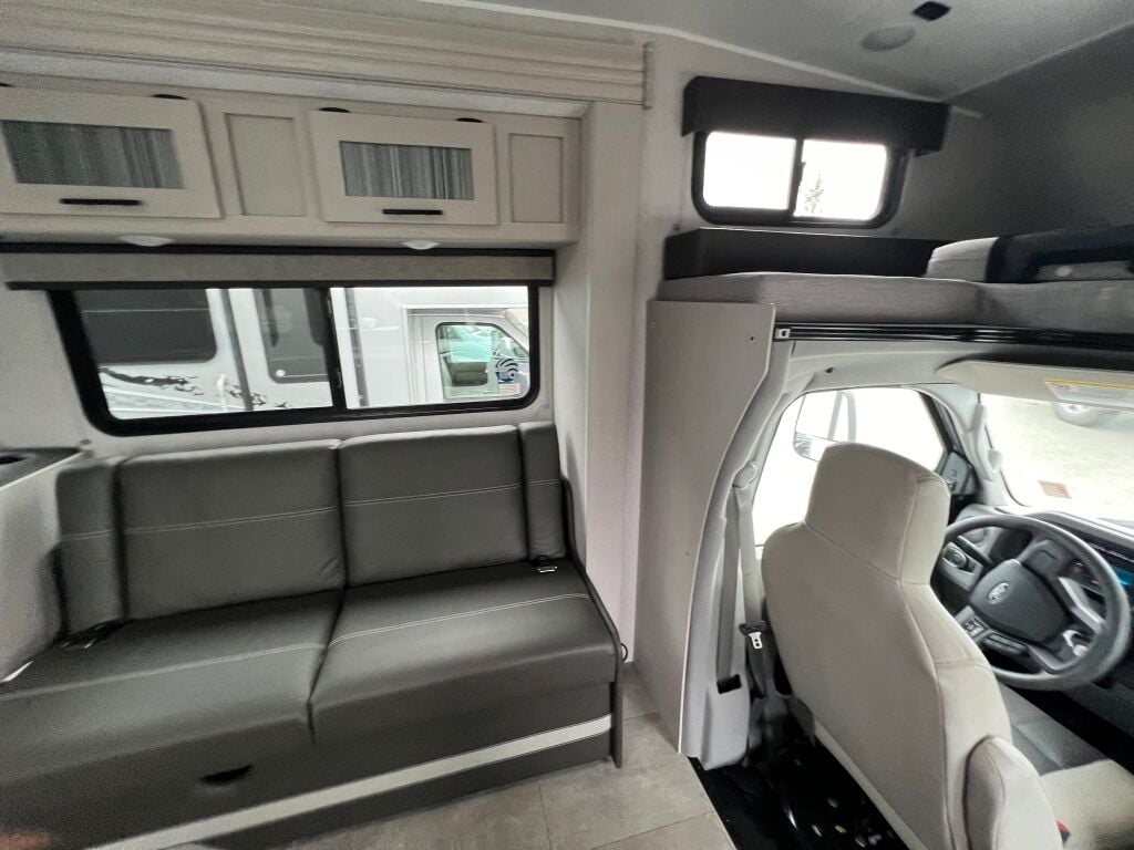 2023 Coachmen Freelander 31MB