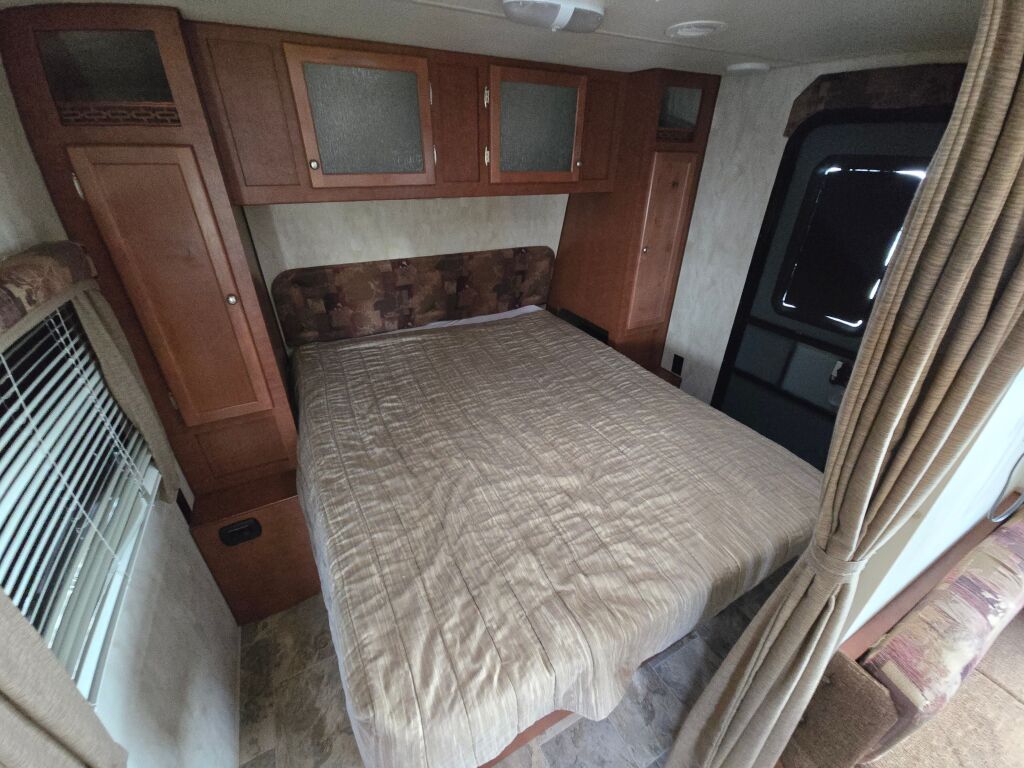 2015 Northwood Nash 24M