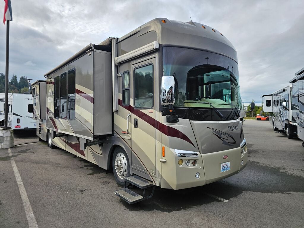 2008 Winnebago Tour 40FD