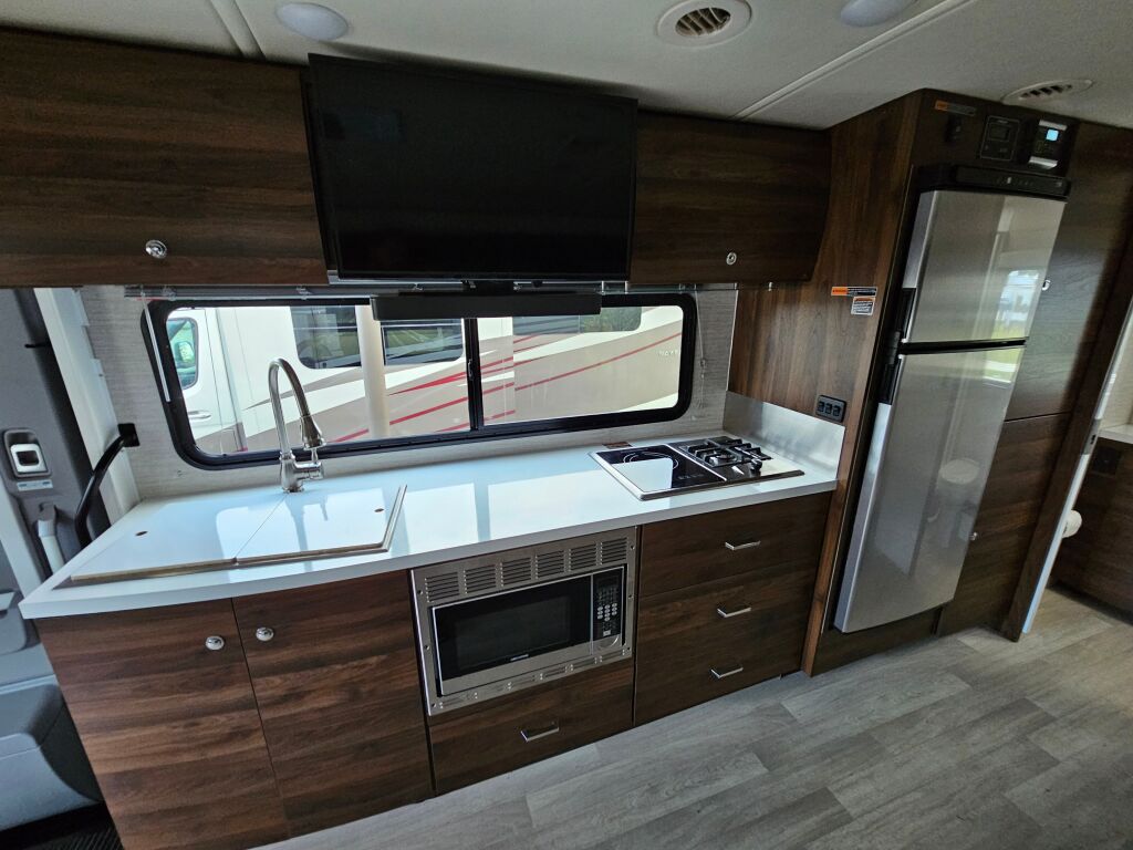 2022 Winnebago View 24D