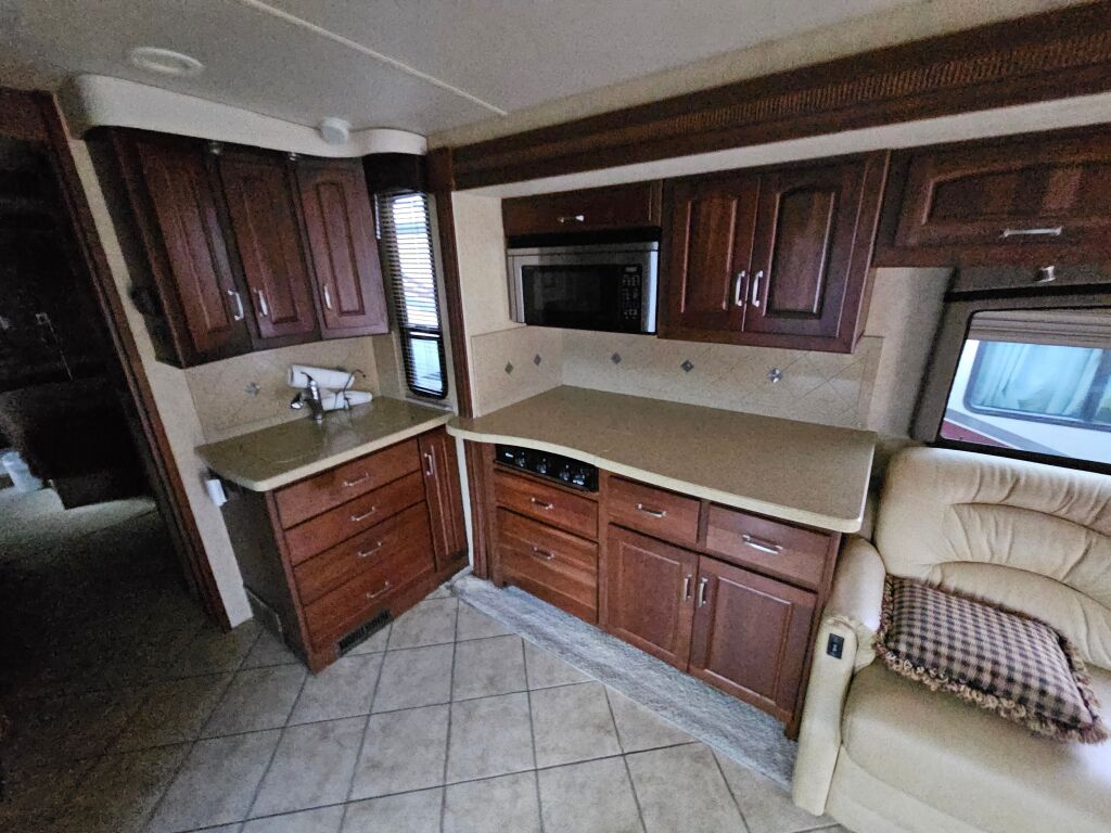 2008 Winnebago Tour 40FD