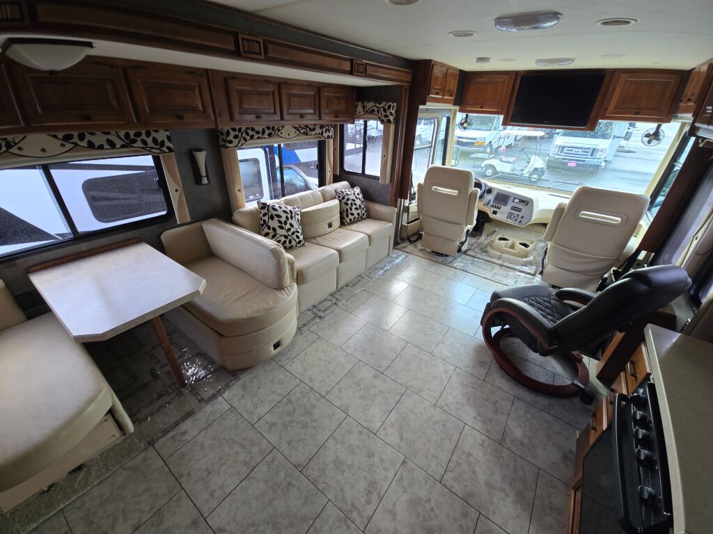 2012 Tiffin Motorhomes Allegro 34TGA