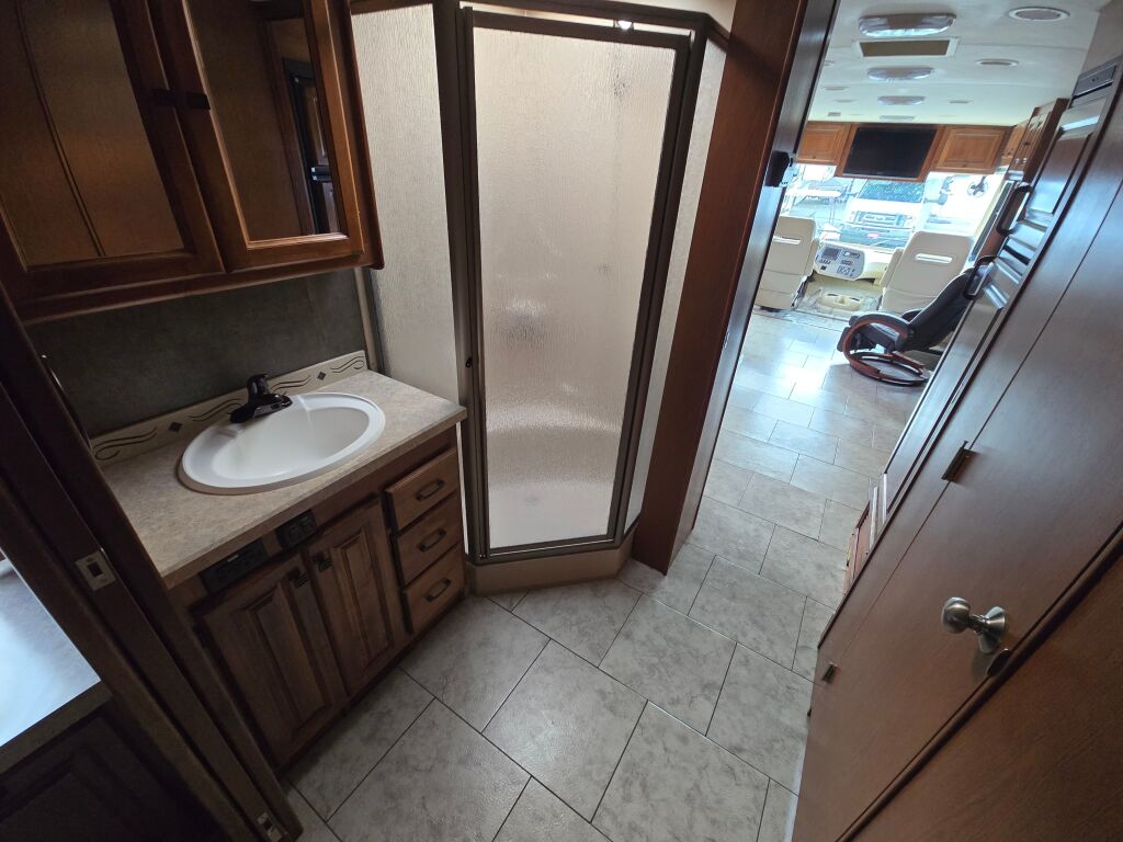 2012 Tiffin Motorhomes Allegro 34TGA