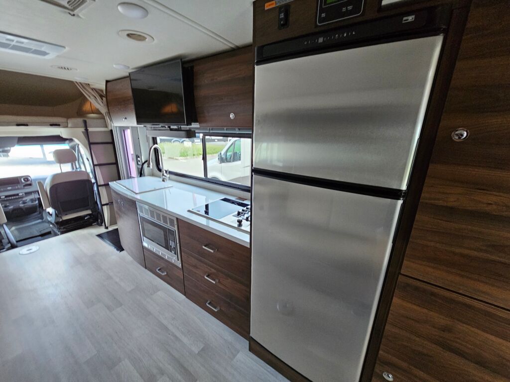 2022 Winnebago View 24D