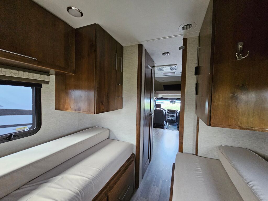 2020 Tiffin Motorhomes Wayfarer 24TW