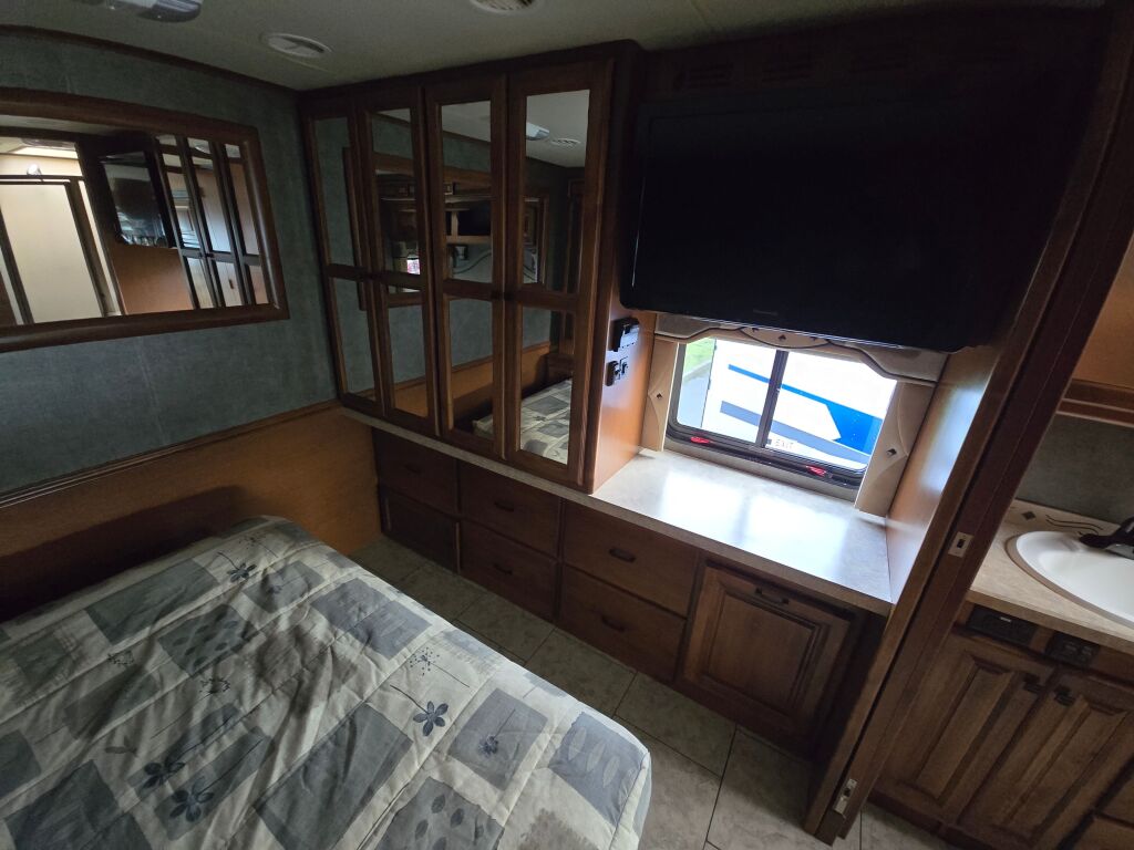 2012 Tiffin Motorhomes Allegro 34TGA