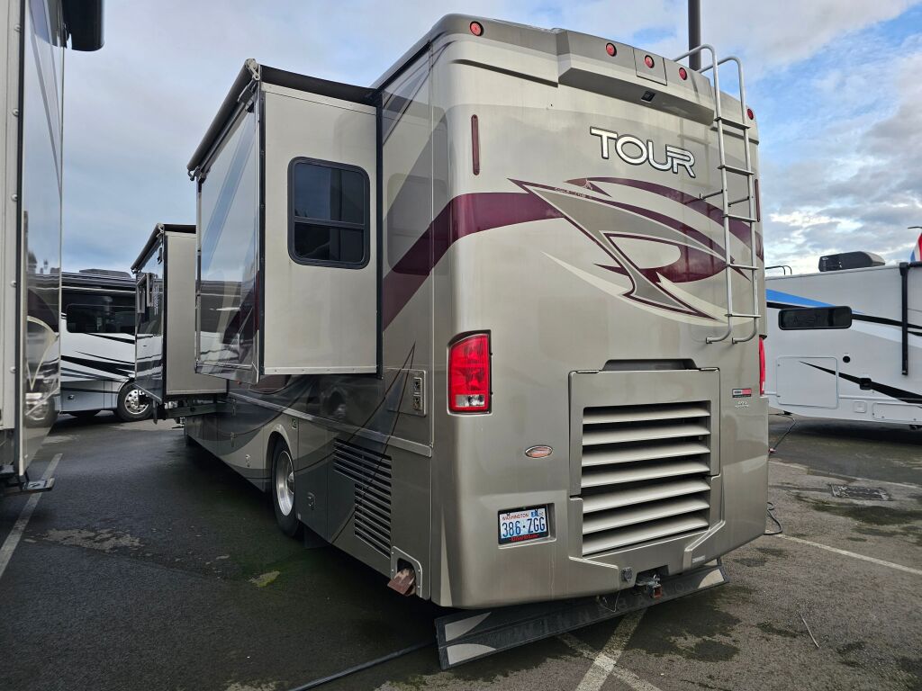 2008 Winnebago Tour 40FD