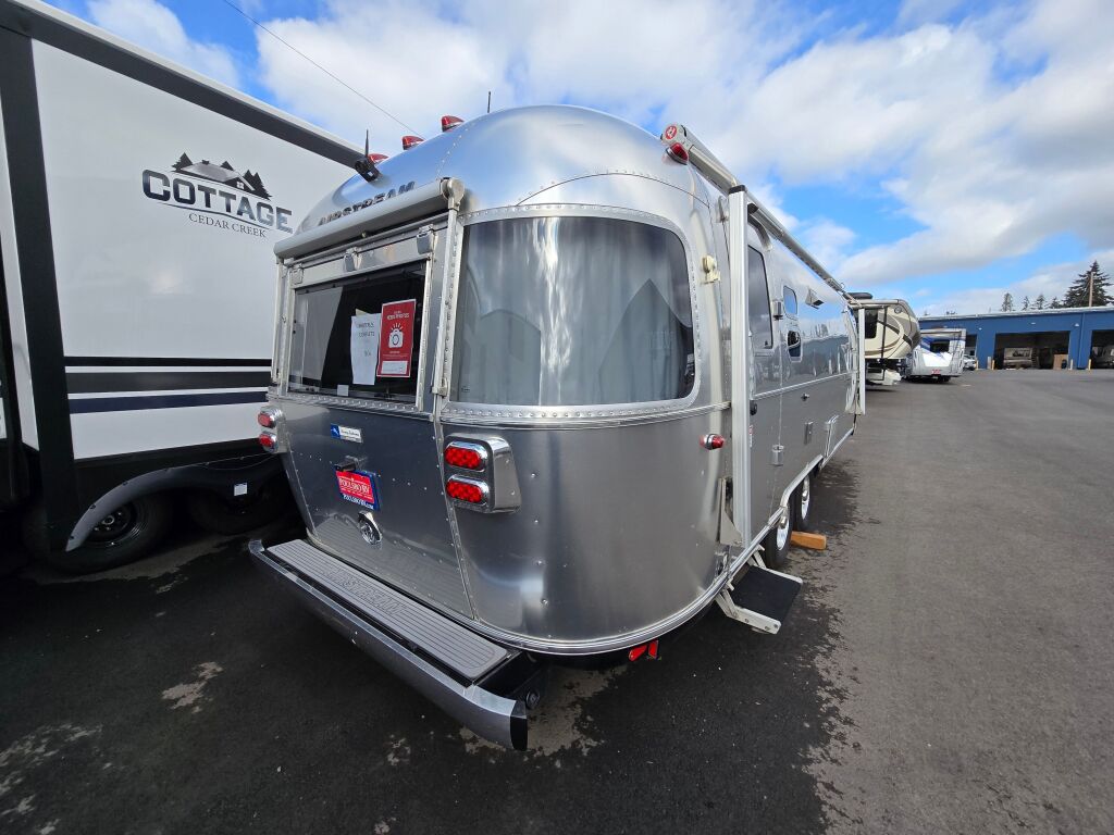 2019 Airstream Flying Cloud 27FB