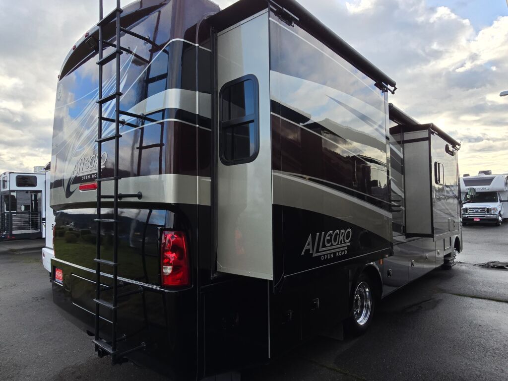 2012 Tiffin Motorhomes Allegro 34TGA