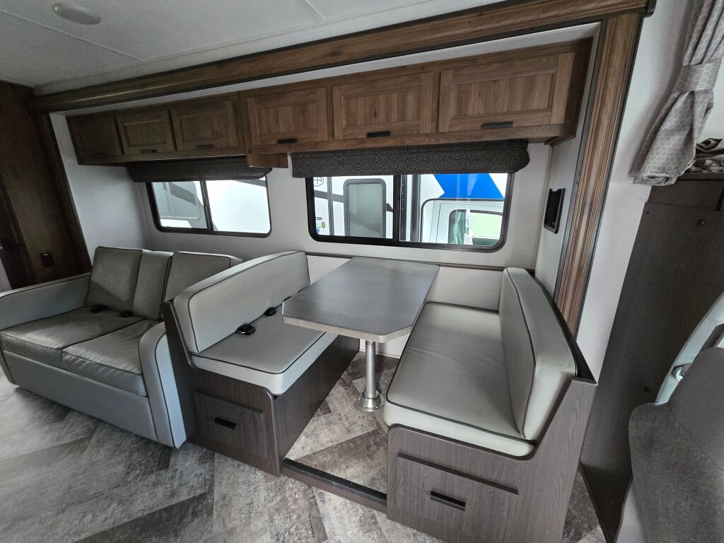 2021 Forest River Sunseeker 2550DS