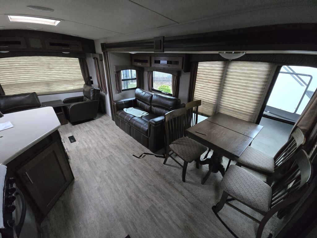 2018 Forest River Wildcat 29RLX