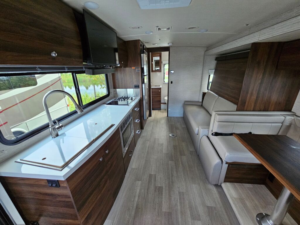 2022 Winnebago View 24D