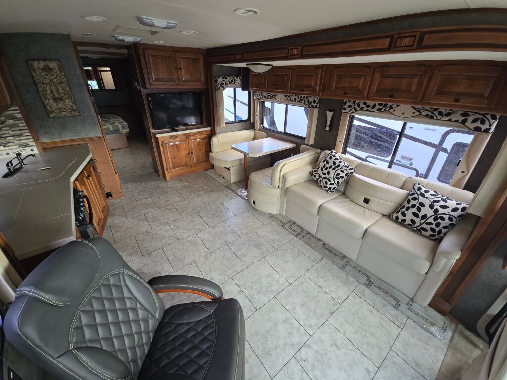 2012 Tiffin Motorhomes Allegro 34TGA