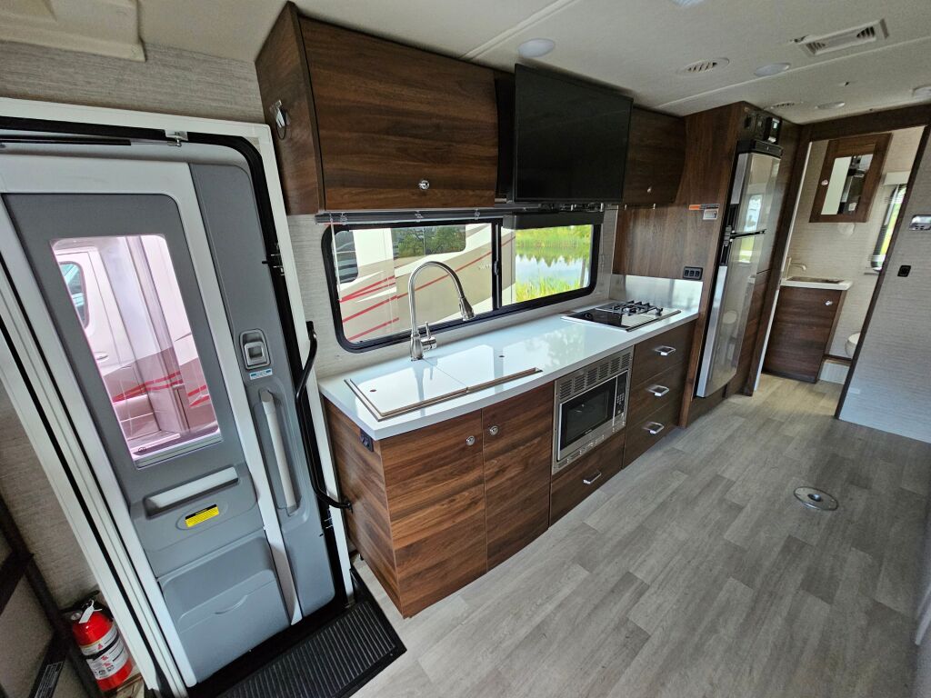 2022 Winnebago View 24D