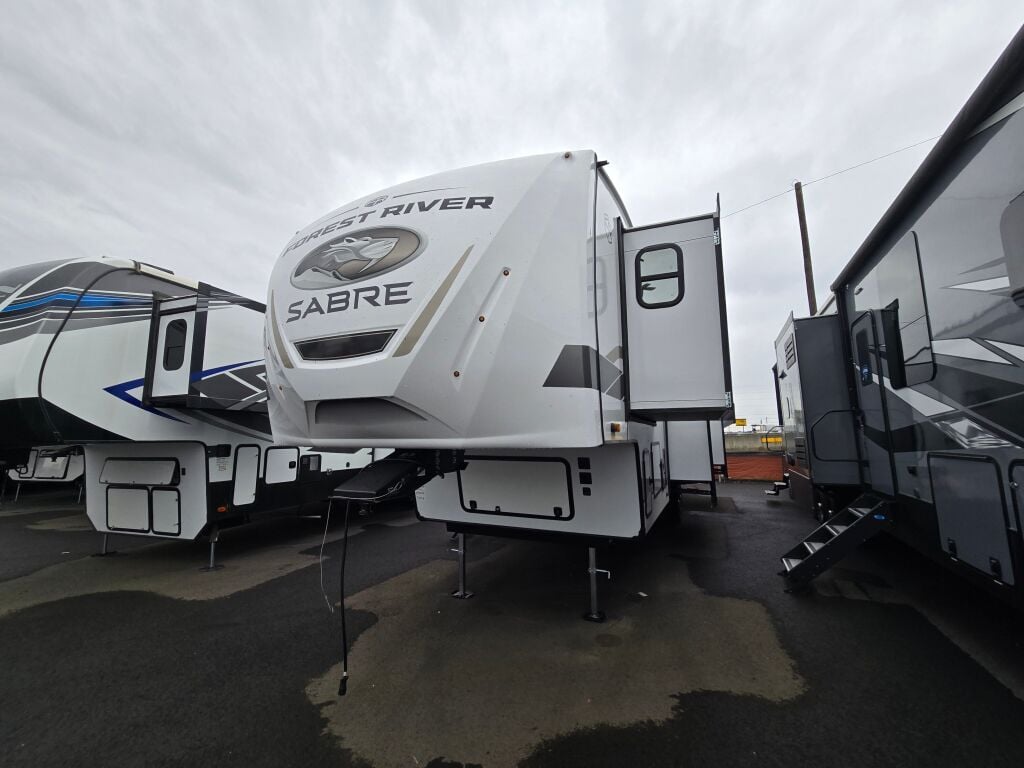 2025 Forest River Sabre 37FLH