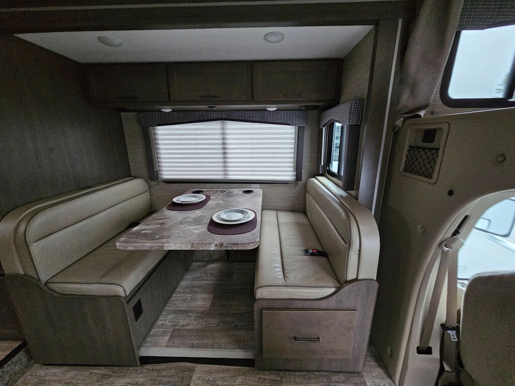 2023 Thor Motor Coach Chateau 24F